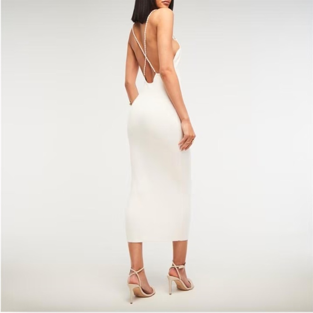 Miss guided Pearl Strap Midi Dress